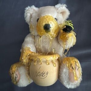 Vtg honey pot bear